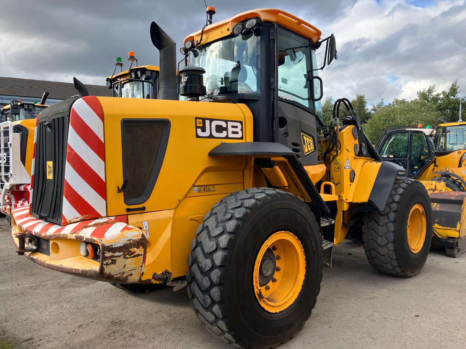 JCB 437HT Wheel Loader - Image 3